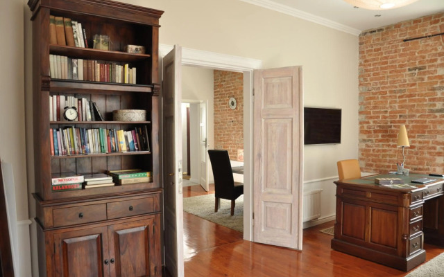 BE WELL 3-Rooms Apartment with Garden