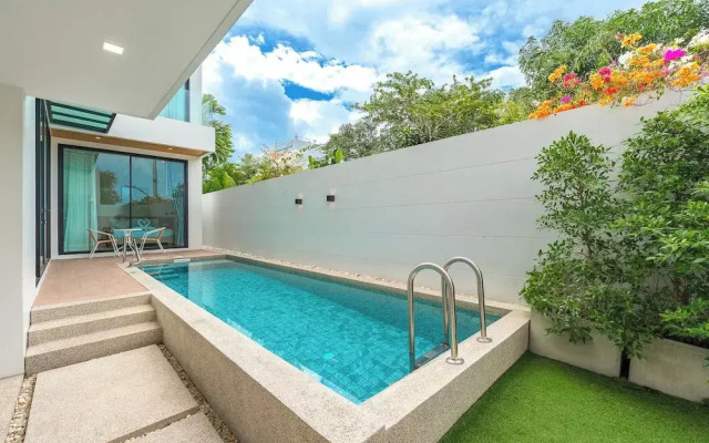 New 3BR with Pool Near Beach V190