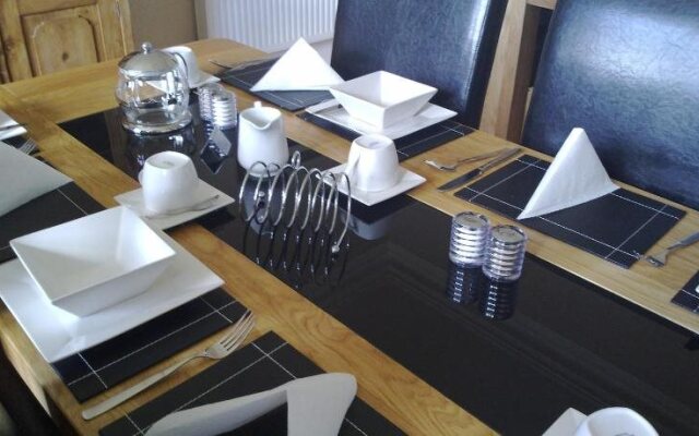Invernevis Bed  Breakfast