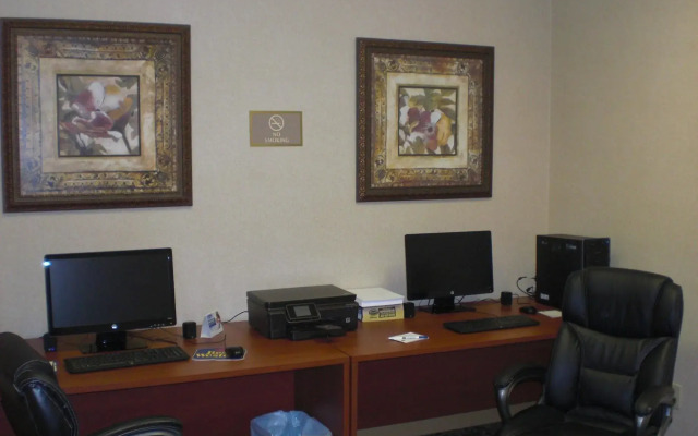 Best Western Crossroads Of The Bluffs