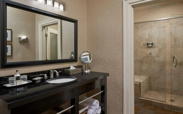 Craddock Terry Hotel, Lynchburg, a Tribute Portfolio Hotel