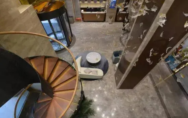 Qing Cao Wan Hotel