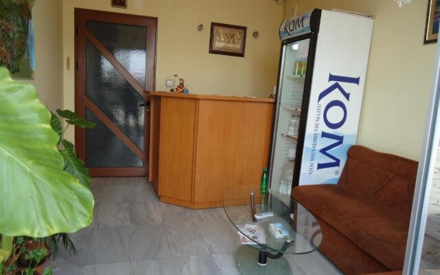 Dionis Hotel