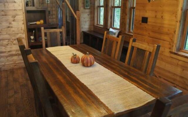 Crosslake Treetop Village