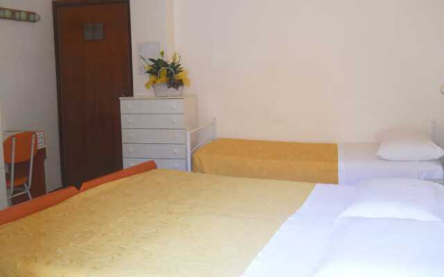 Hotel Laura