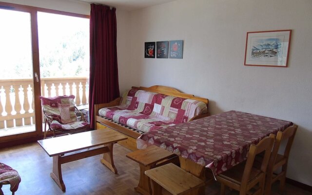 Lou Services Apartment CB50 LSI 001