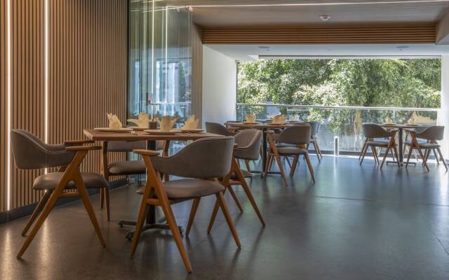 Amberes 64, Ascend Hotel Collection