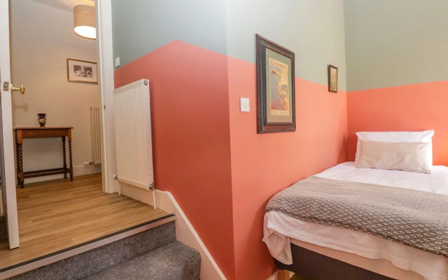 The Coach House - Holmwood