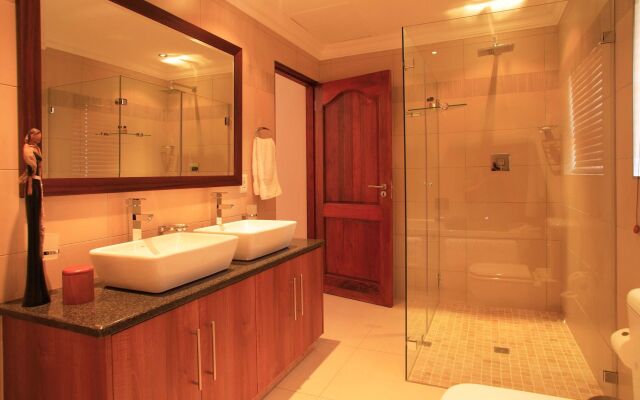 African Oceans Manor - Guest House