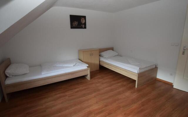 Ab Apartment 06