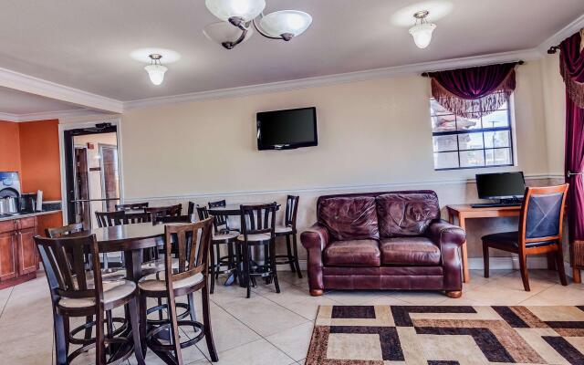 Econo Lodge Lake Charles University Area