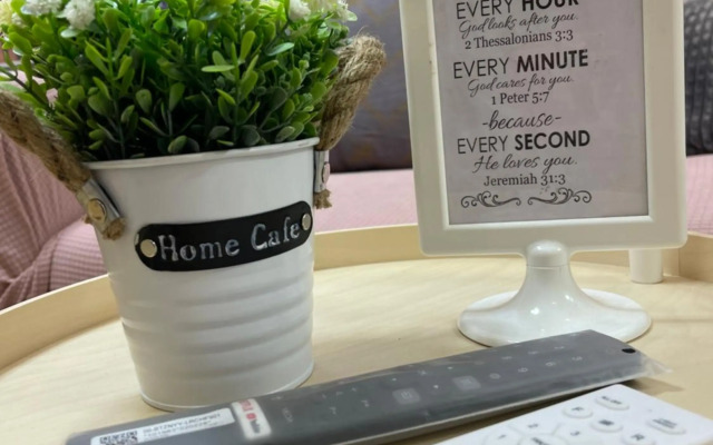 SMDC Trees Residences Tower 1 - 2BR Newly Renovated Staycation