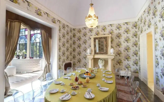 VILLA CAPOZZA 18&2, Emma Villas