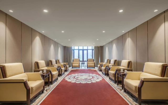 Banyan Tree Jiuzhaigou