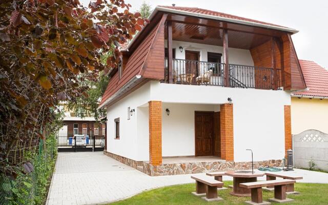 Négy évszak apartmanház