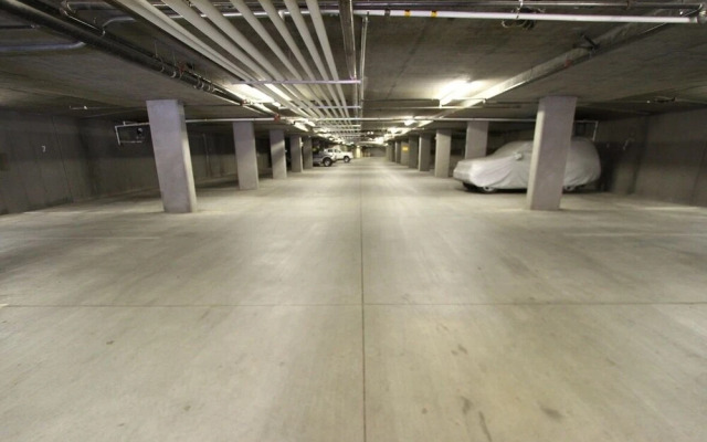 Solstice 18 Beautiful and Modern, Private Washer Dryer, Close to Eagle Lodge by RedAwning