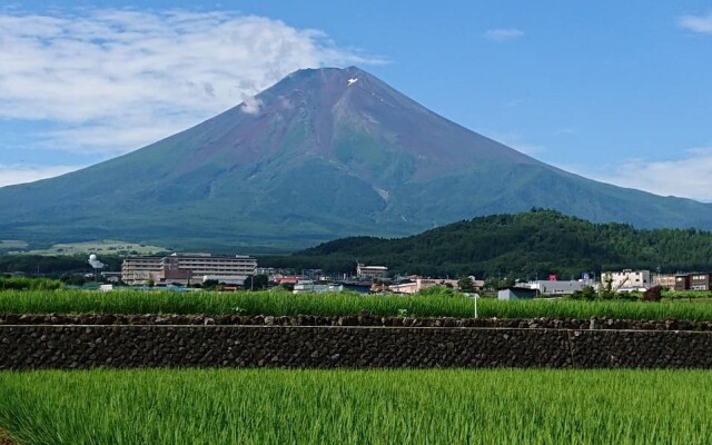 @ Home Hotel BELLKANEYAMA Fujisan Resort&Business