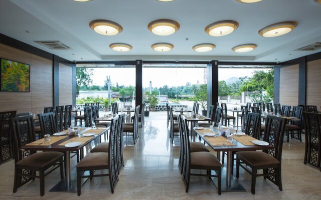 Hotel Grand Visava