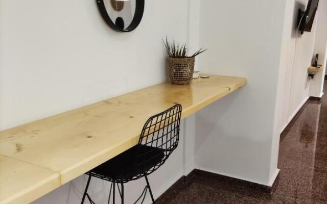 Homdwell Fine Living 1