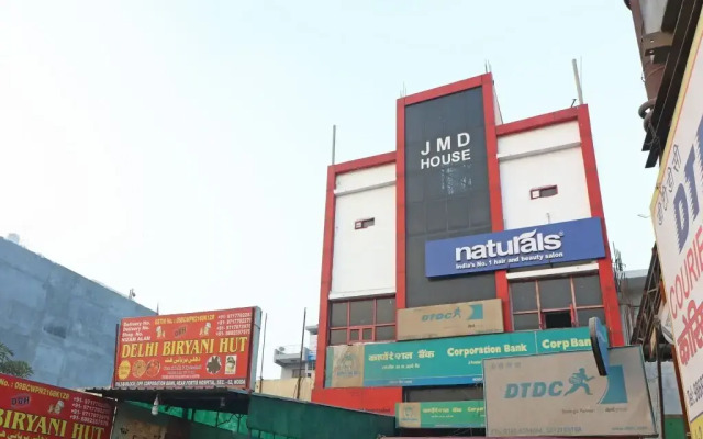 Mehak Palace By OYO Rooms