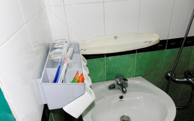 Alex Ha Long Hotel