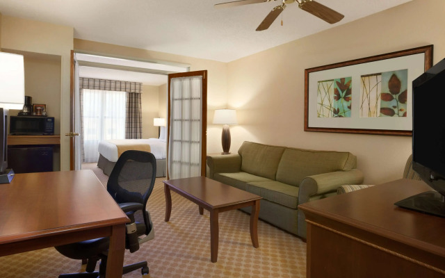 Country Inn & Suites by Radisson, Lewisville, TX