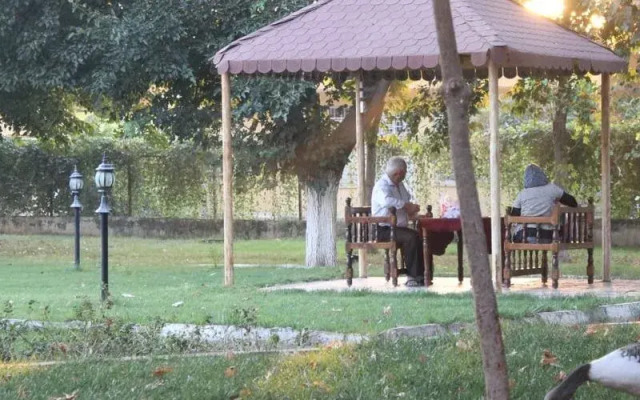 Karaali Kpalicalari ve Otel Tesisleri