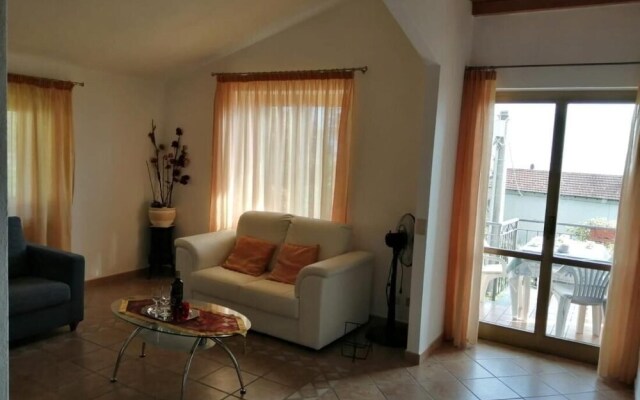Marimilen Flat House