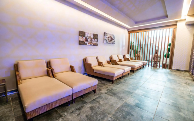 Hierapark Thermal & Spa Hotel