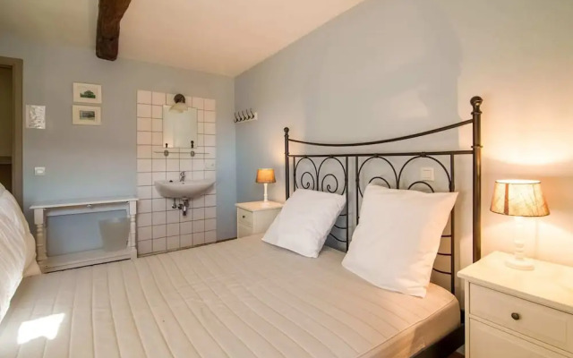 Rustic Holiday Home in Vresse-sur-Semois near Center