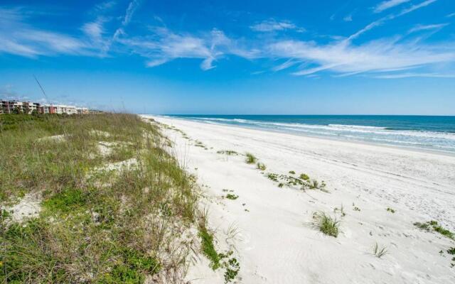 Island Palms Retreat