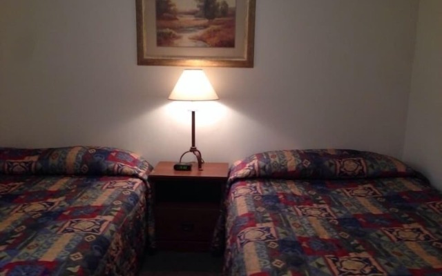 All Suites Inn Budget Host