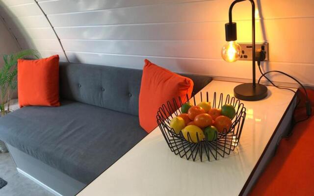 INSPIRING VIEWS & PLACE WITH FREE PARKING by BEACH
