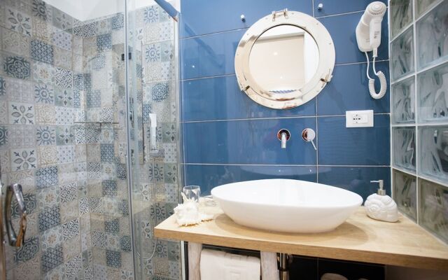 Apartments & Suites 5 Terre La Spezia
