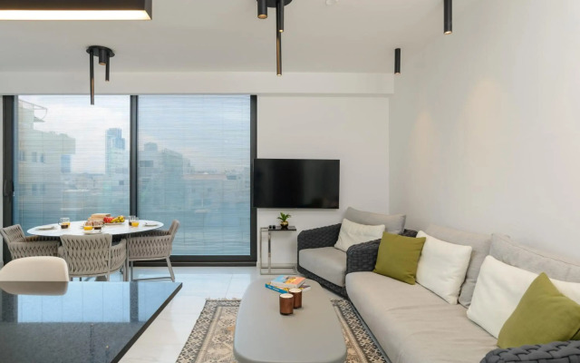 Sea&City by HolyGuest