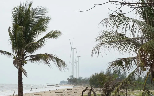 Talumpuk Seafood & Resort