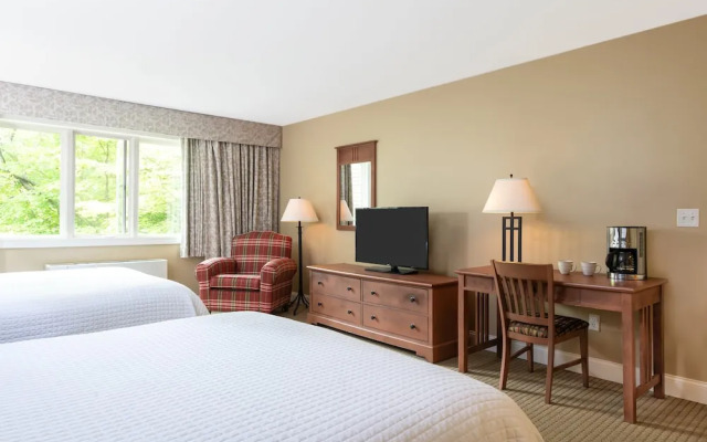Grand Summit Resort