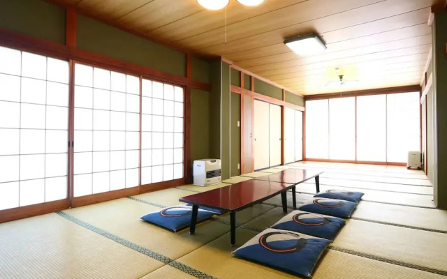 Sports Inn Aoyama Dori
