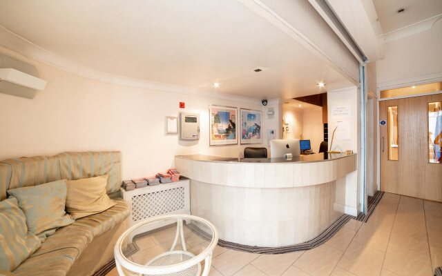 Amsterdam Hotel