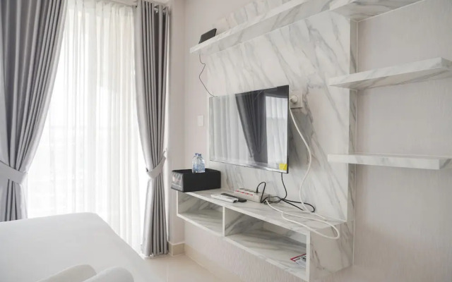Modern Look And Comfy Studio Citra Living Apartment