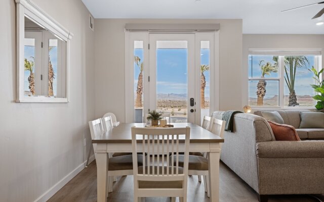 Desert Oasis 3 Bedroom Condo