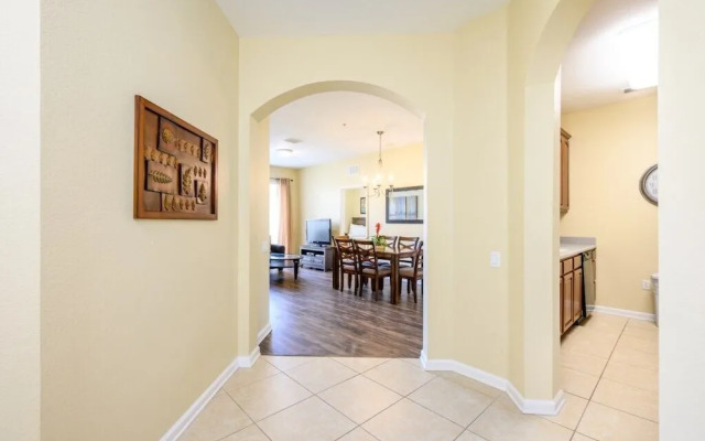 Beautiful Deluxe Condo, Vista Cay - 3015