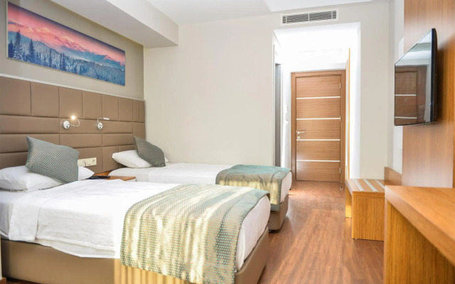 Hakcan Hotel