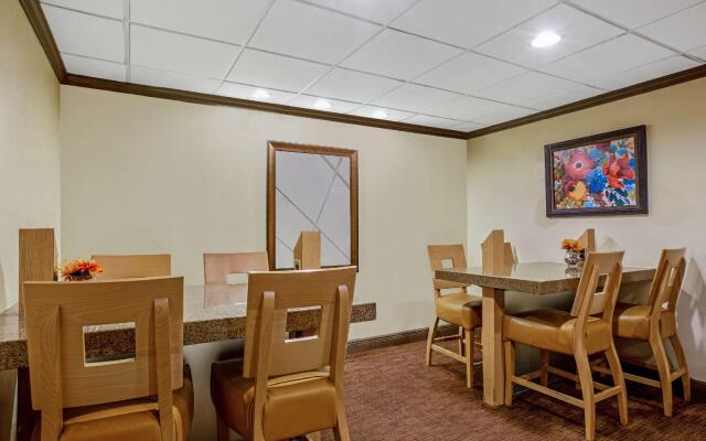 La Quinta Inn & Suites Miami Cutler Ridge