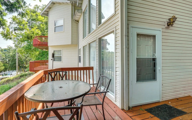 Pet-friendly Lake of the Ozarks Gem!