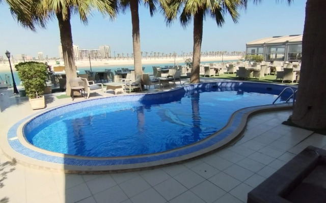 Golden Tulip Al Khobar Suites