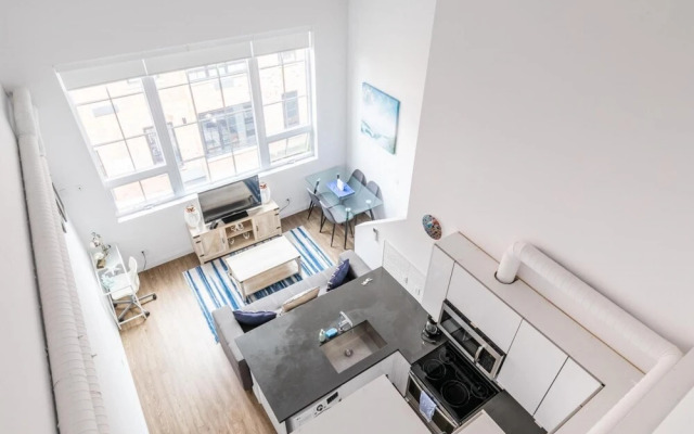 2BR 2 Storey Loft Free Parking Gym 4