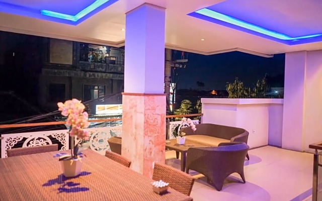 E Luxury Suites Seminyak by InnApps
