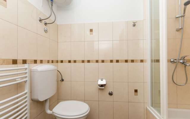 Apartments Dadic