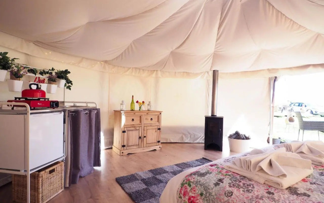 Old Dairy Farm Glamping